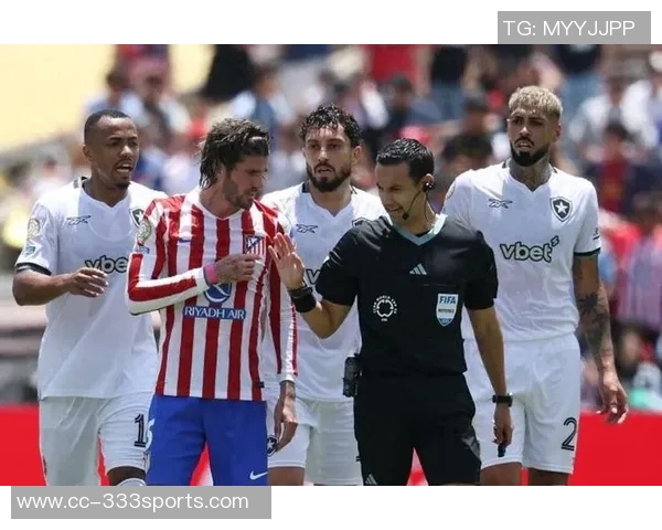 塞维利亚后卫对裁判判罚标准提出质疑认为马竞进球应判犯规